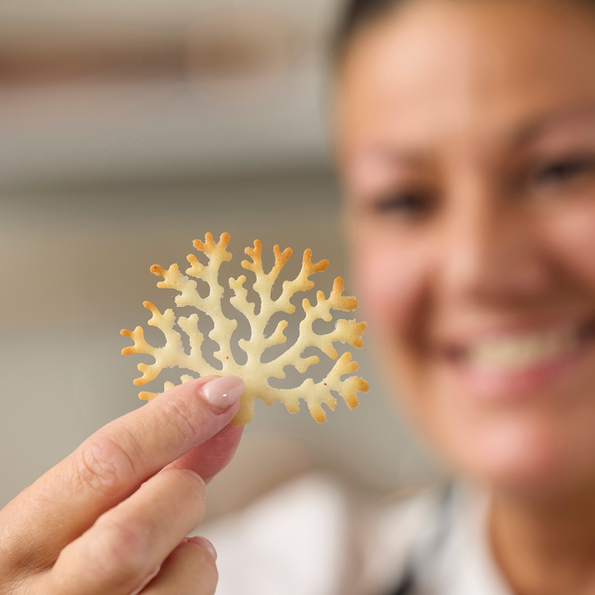 Blomsterberg Tuileform tre til 4 stk latte