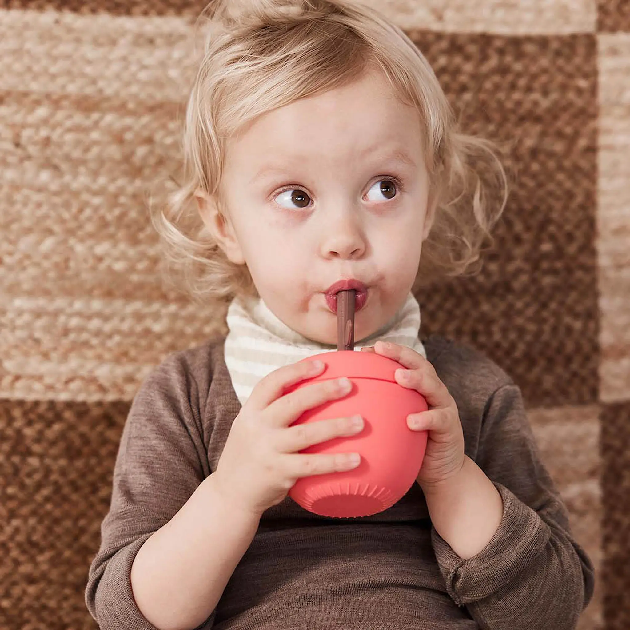 OYOY Apple barnkopp 20 cl Cherry Red