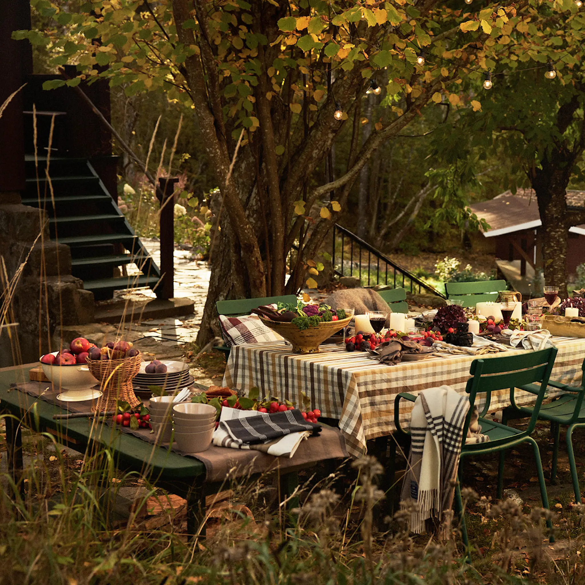 Lexington Rutete lin/bomulls duk 150x250 cm oliven/hvit/beige