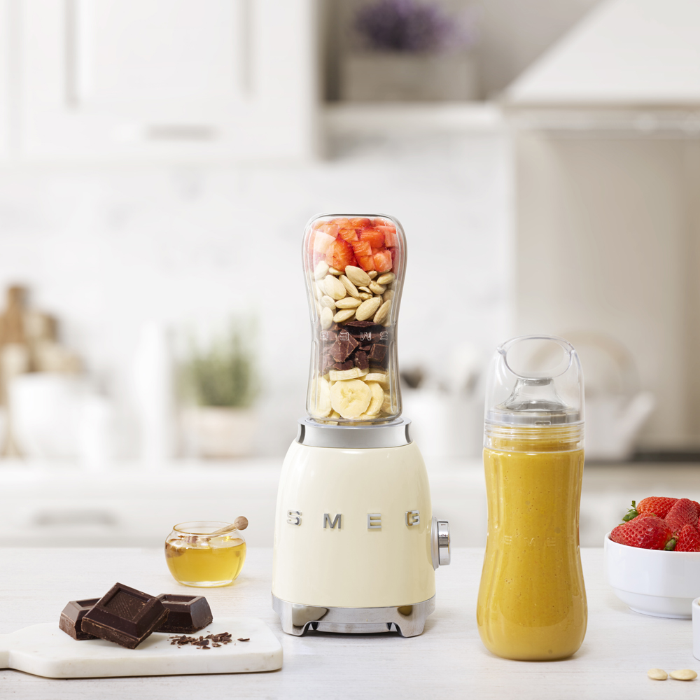Smeg Smeg Sportblender PBF01 0,6 L Creme