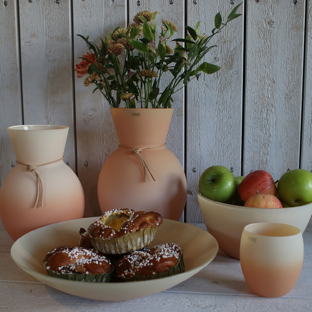 Nybro Crystal Happy Vas 23 cm Hjortron