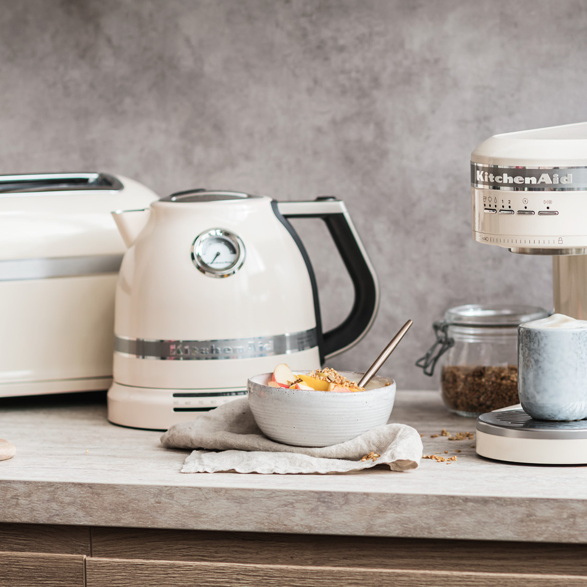 KitchenAid Artisan vannkoker 5KEK1522EAC 1,5L almond cream