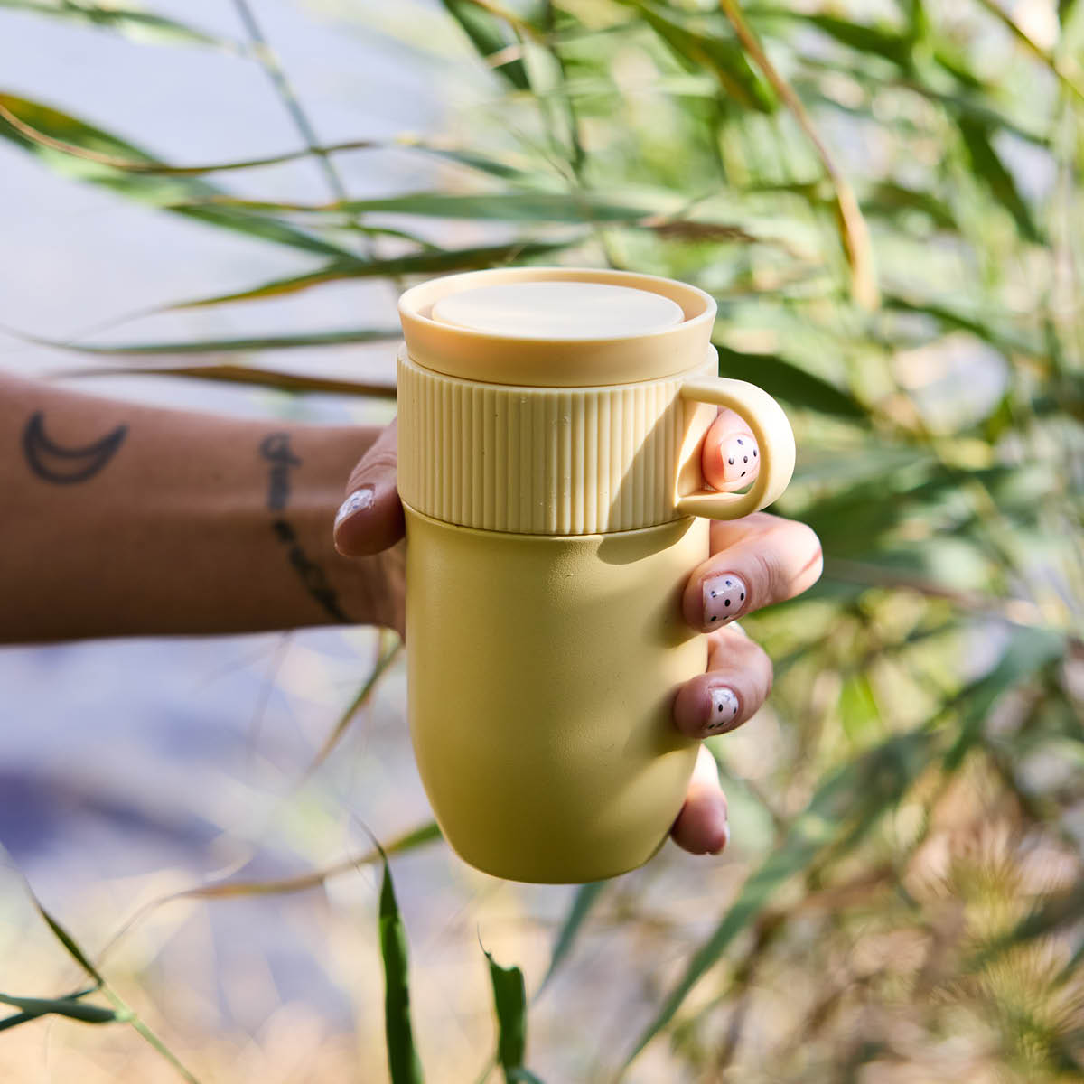 Sagaform Ted termosmugg med öra 28 cl gul