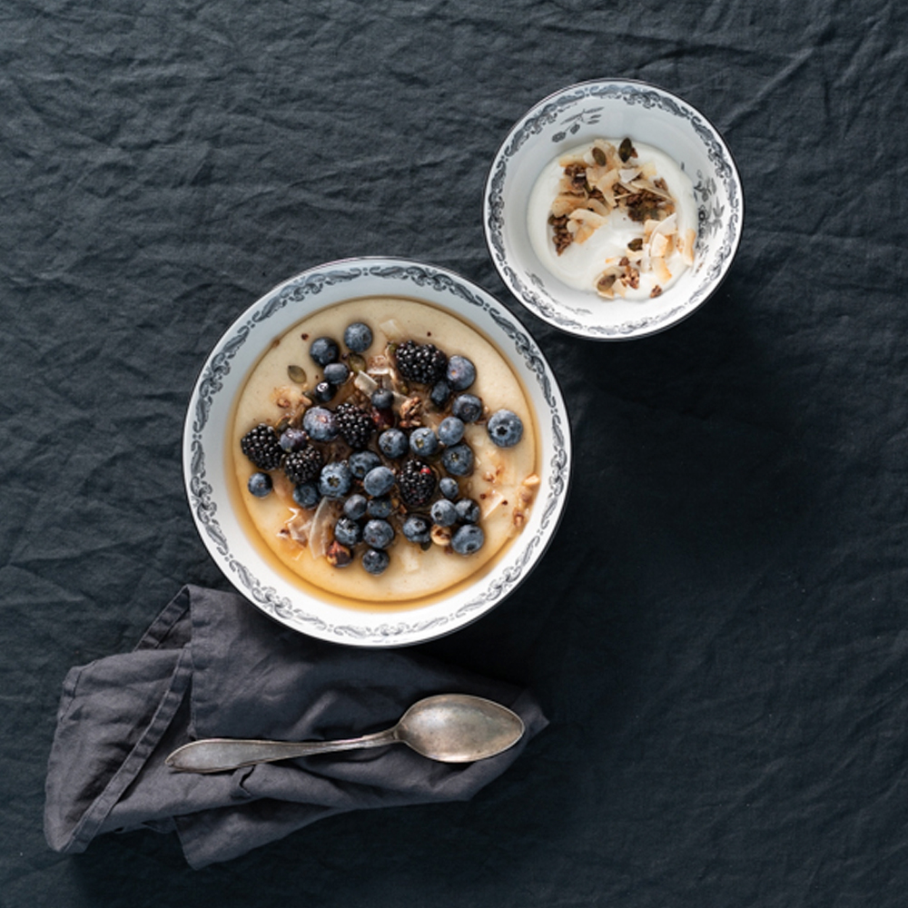 Rörstrand Ostindia  dyp tallerken 22 cm svart