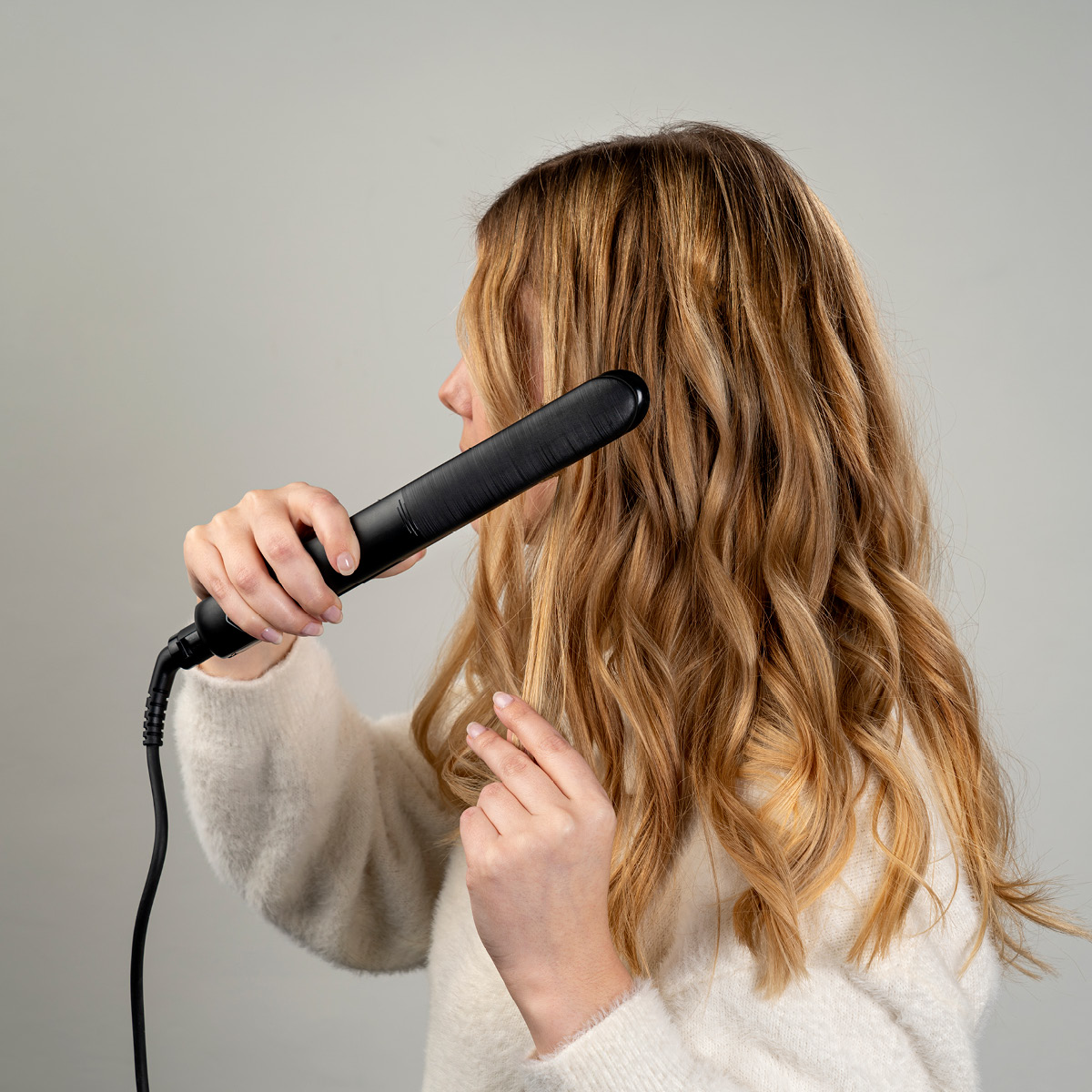 OBH Nordica Artist Optiliss Suoristusrauta NF3225N0 Musta