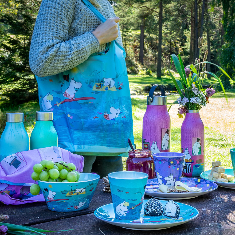 Les Artistes Mummi handlenett 20L Playing on the beach lys blå