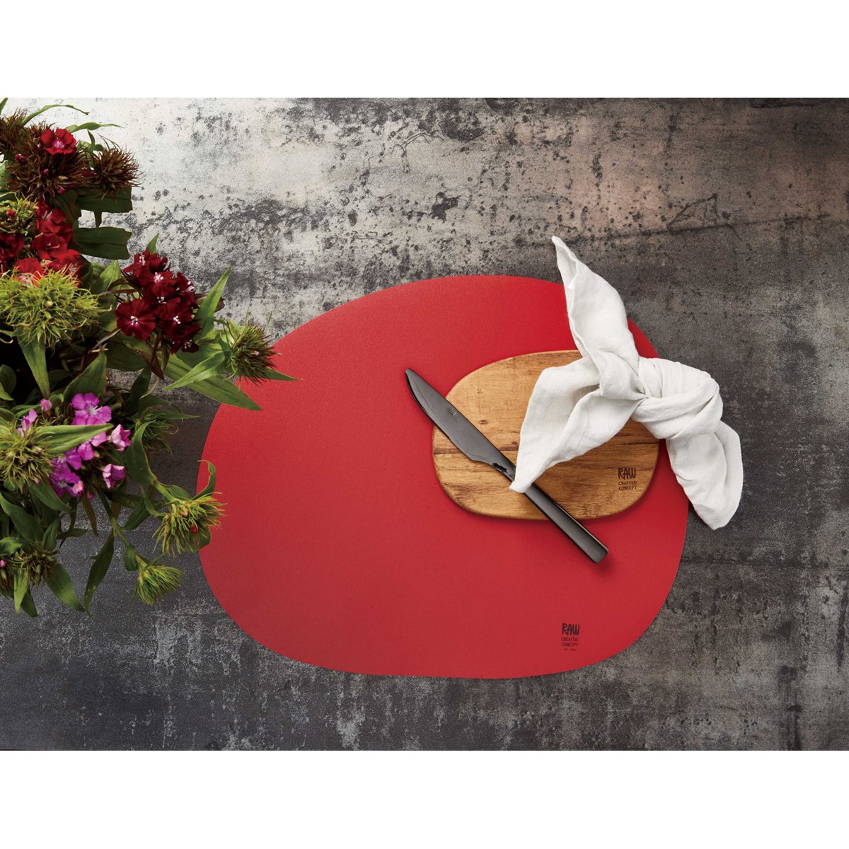 Aida RAW Glass Beads dekkebrikke 41x33,5 cm very red