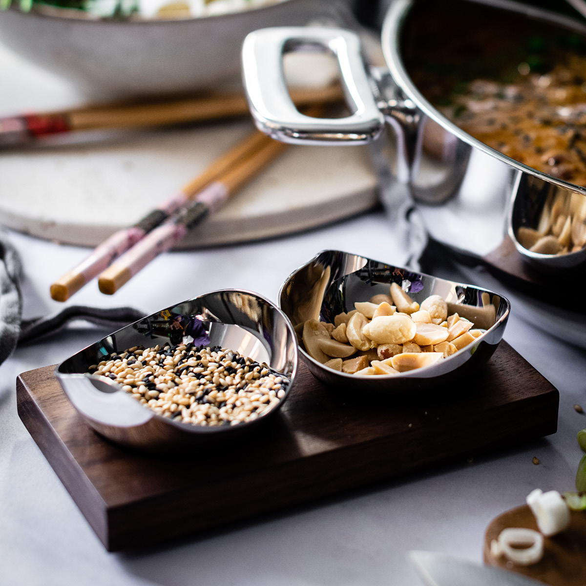 Robert Welch Drift Pinch Pot Set 2 skålar med 1 bricka stål/valnöt