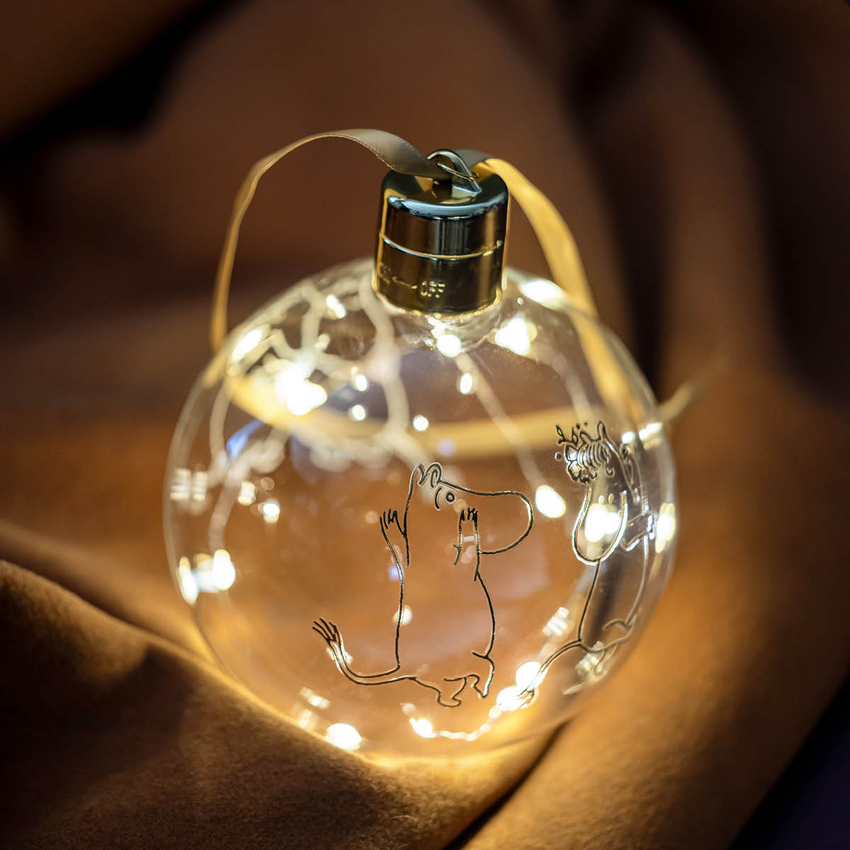 Muurla Mumin julkula med LED ljus 11 cm Mumin 80 år guld