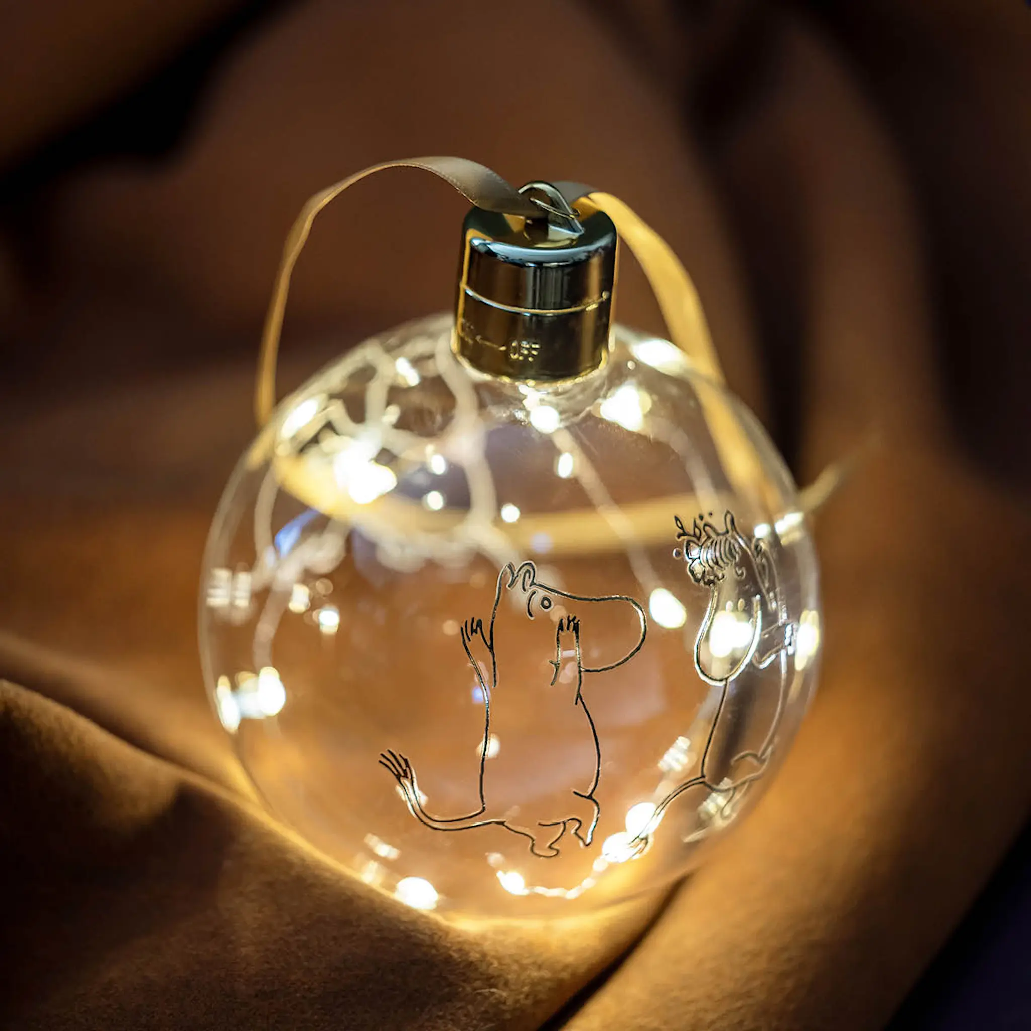 Muurla Mumin julkula med LED ljus 11 cm Mumin 80 år guld