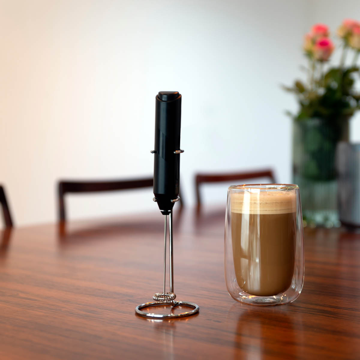 Point Virgule Melkeskummer elektrisk m/ stativ 24 cm svart