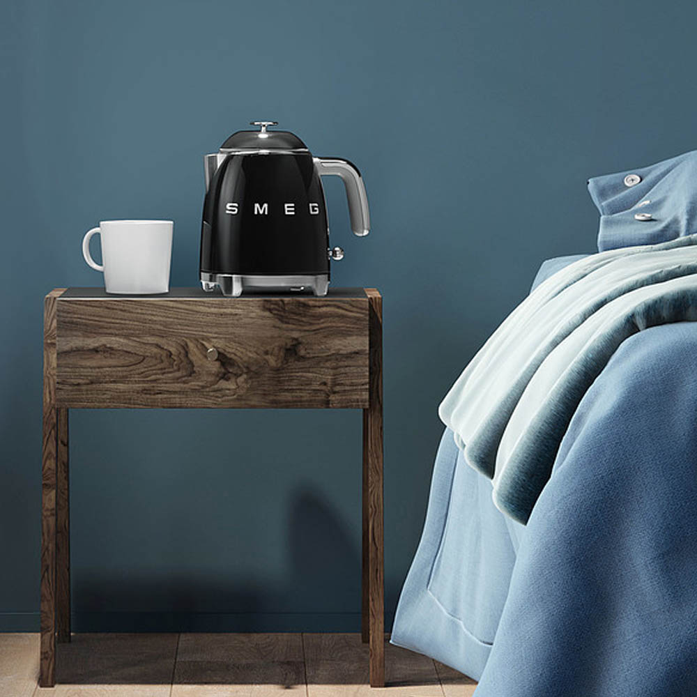 Smeg Vannkoker KLF05 mini 0,8L svart