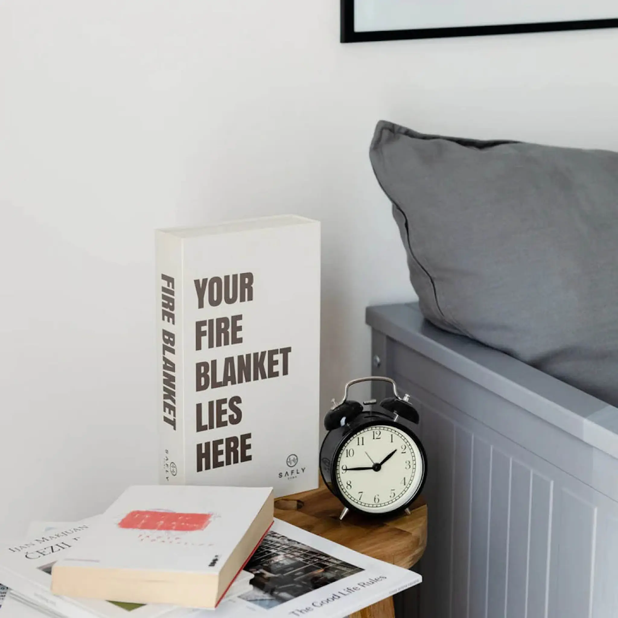 Safly Coffee Table Book med brandfilt 16x28 cm krämvit