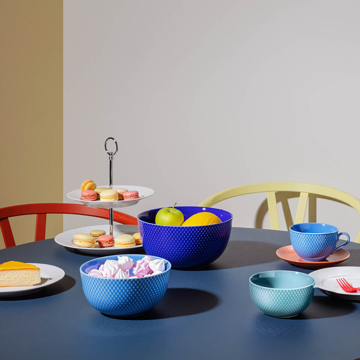 Lyngby Porcelæn Rhombe etasjefat hvit 27 cm