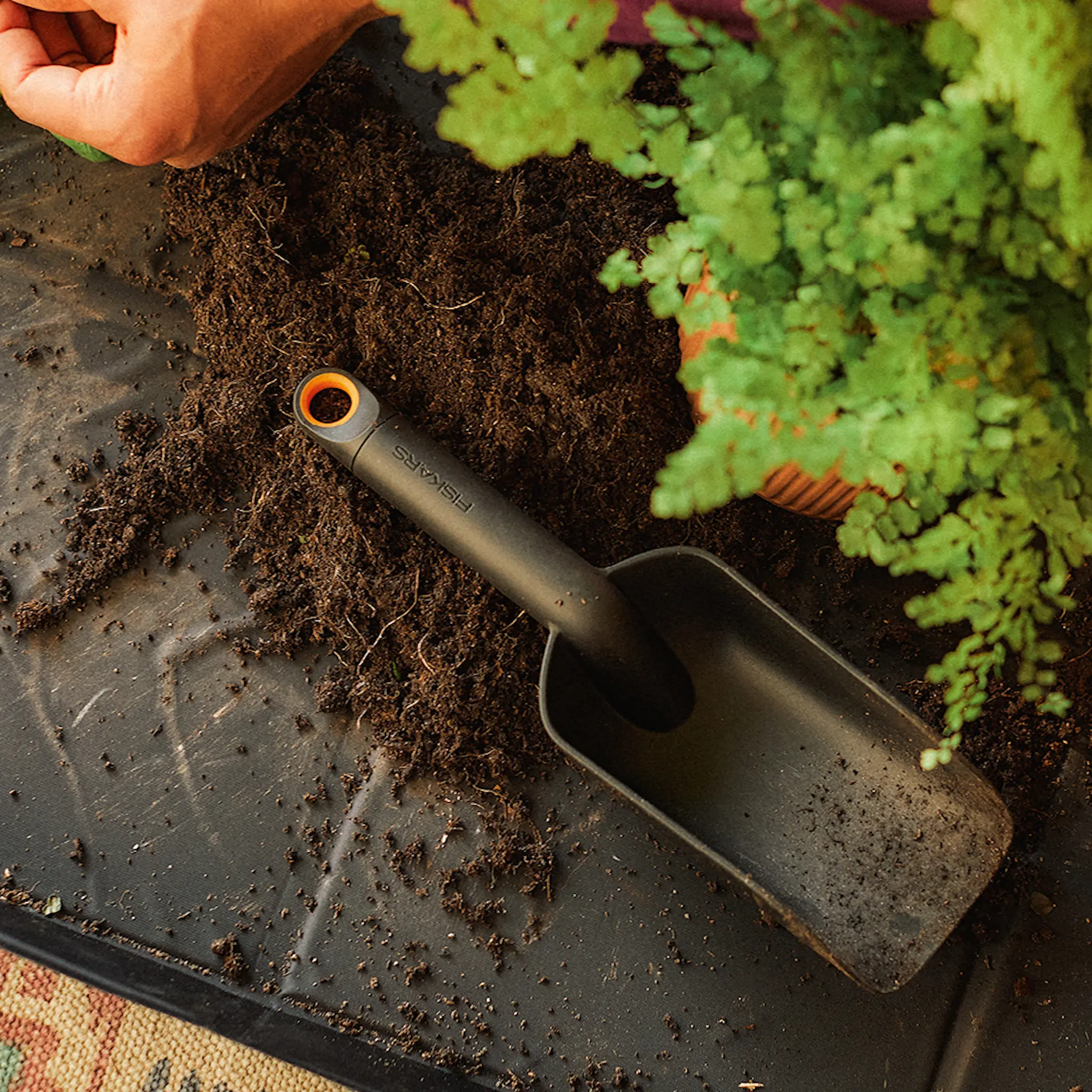 Fiskars Planteringsspade 35 cm svart