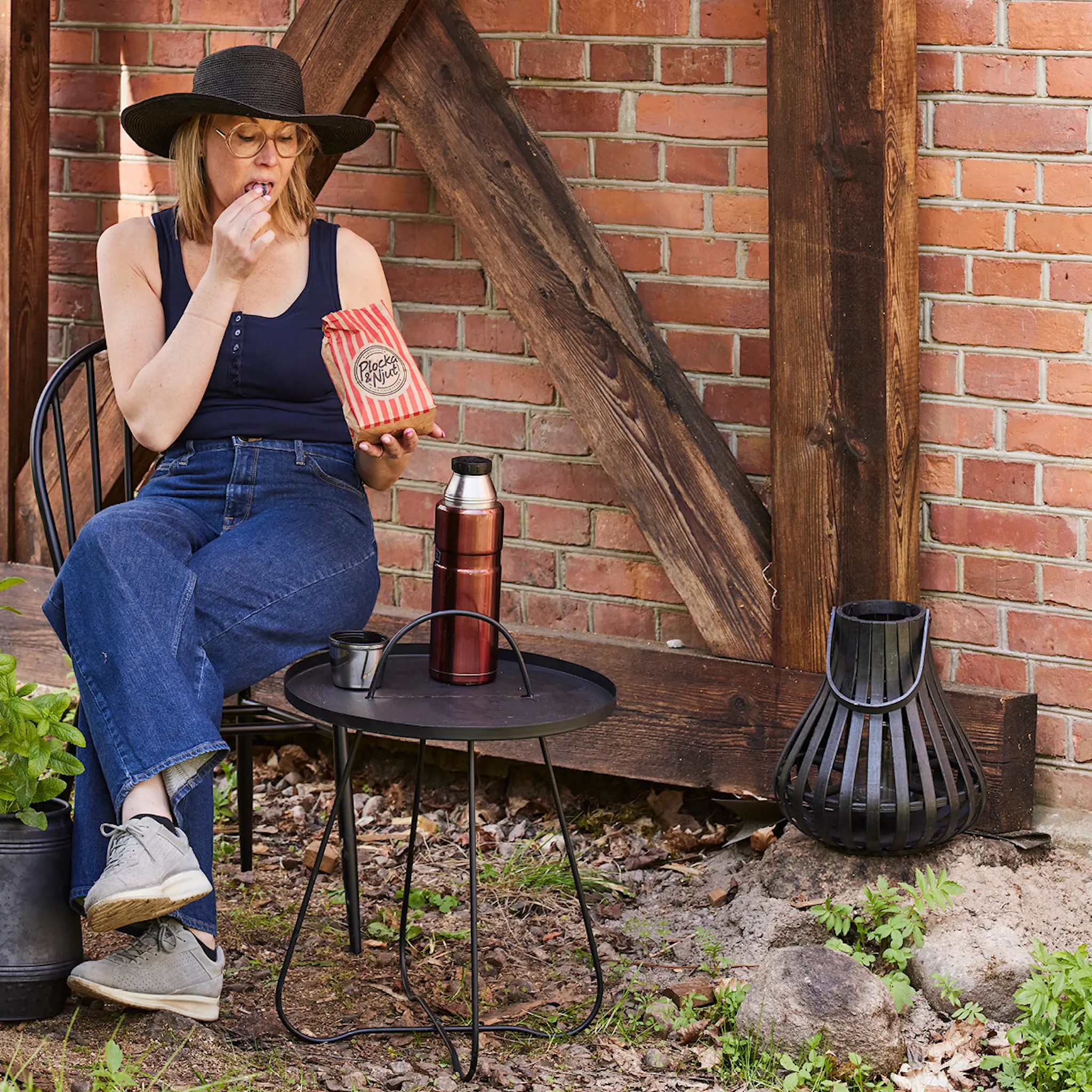 GUS Design Eliz Lyhty 31x41 cm Musta