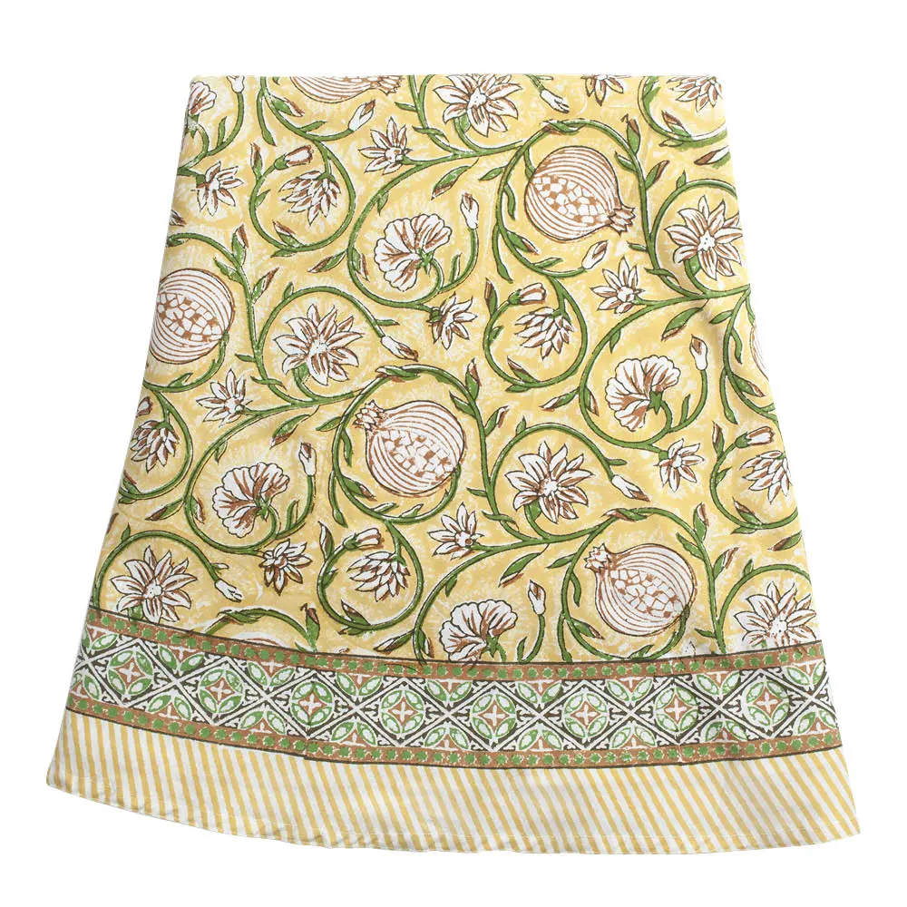 Tangier Pomegranate Pöytäliina Ø220 cm Butter Yellow