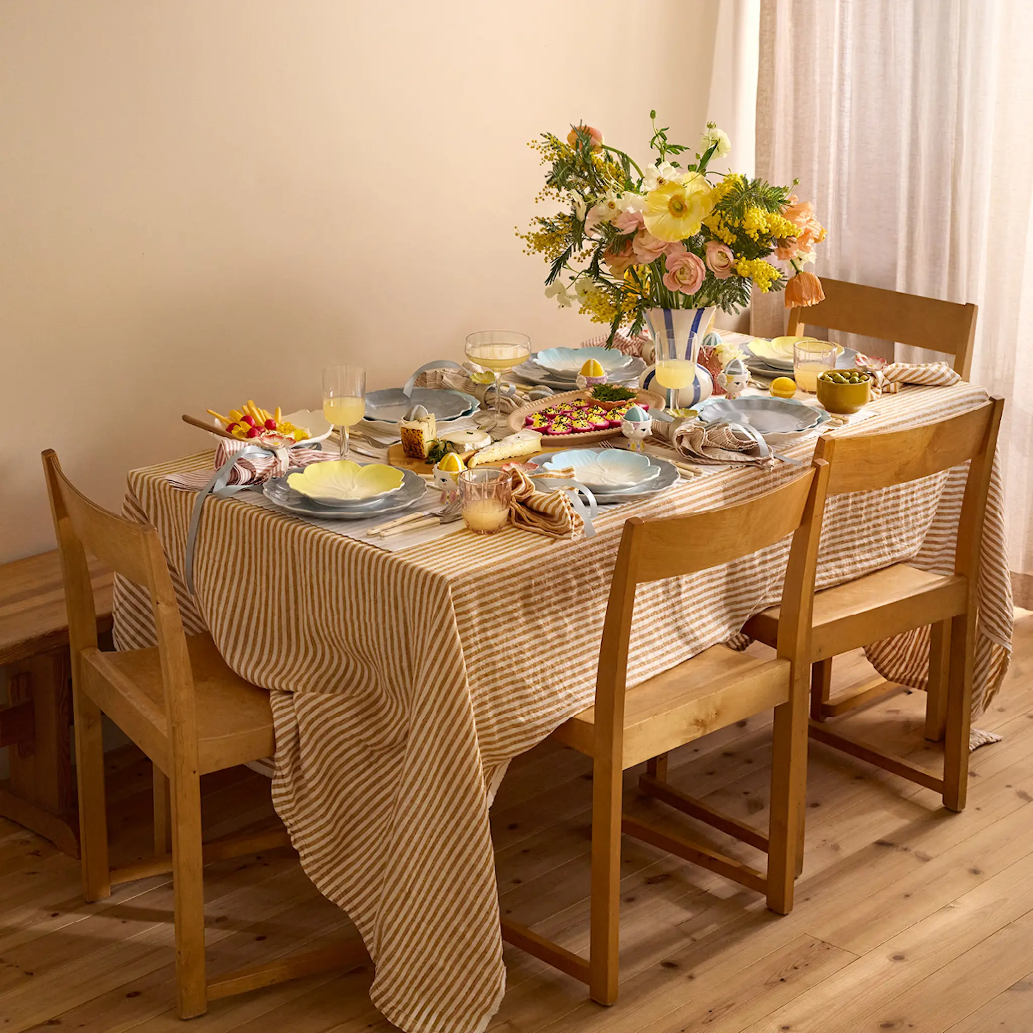 Stiernholm Flora Lautasliinarengas 6 cm Beige/Keltainen