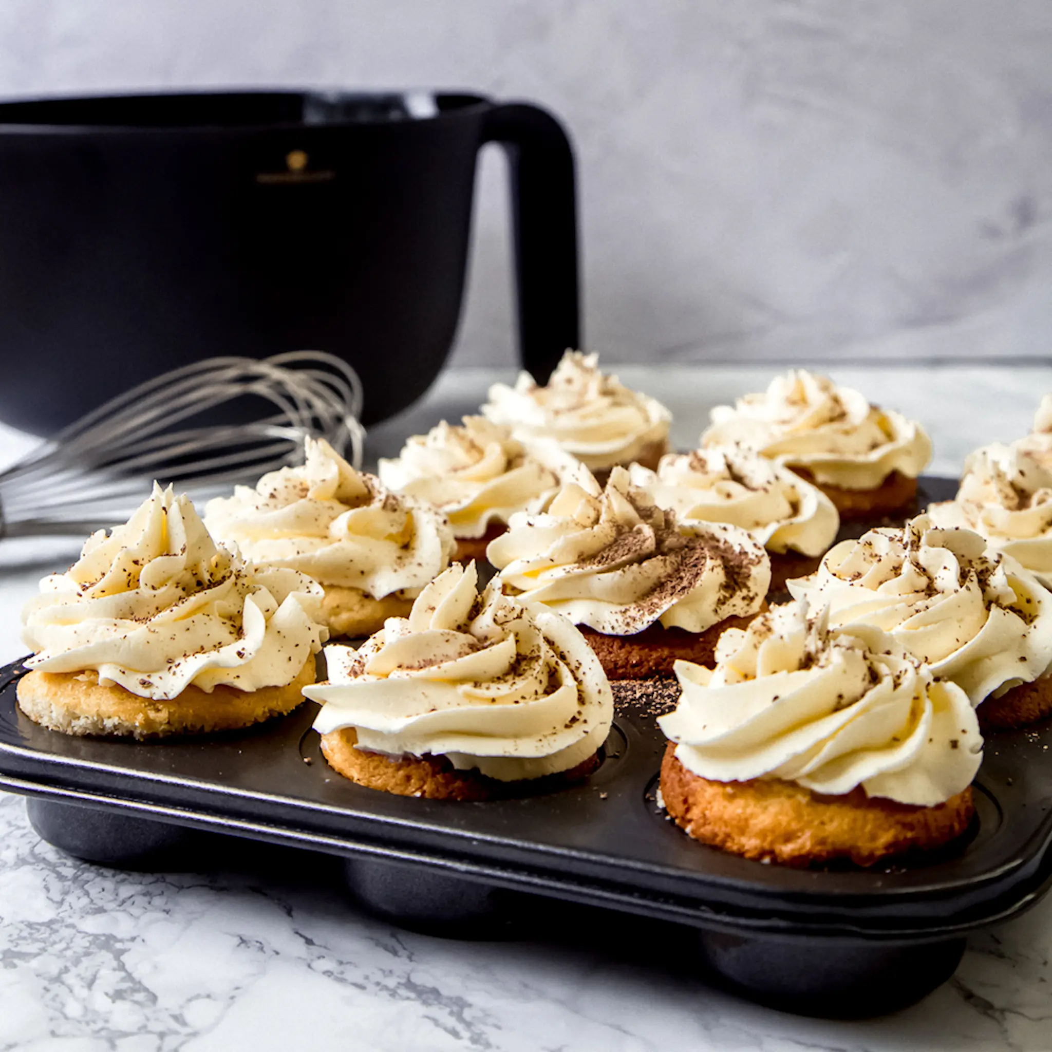 MasterClass Muffinsform / Muffinsplåt för 12 muffins 35 cm x 27 cm