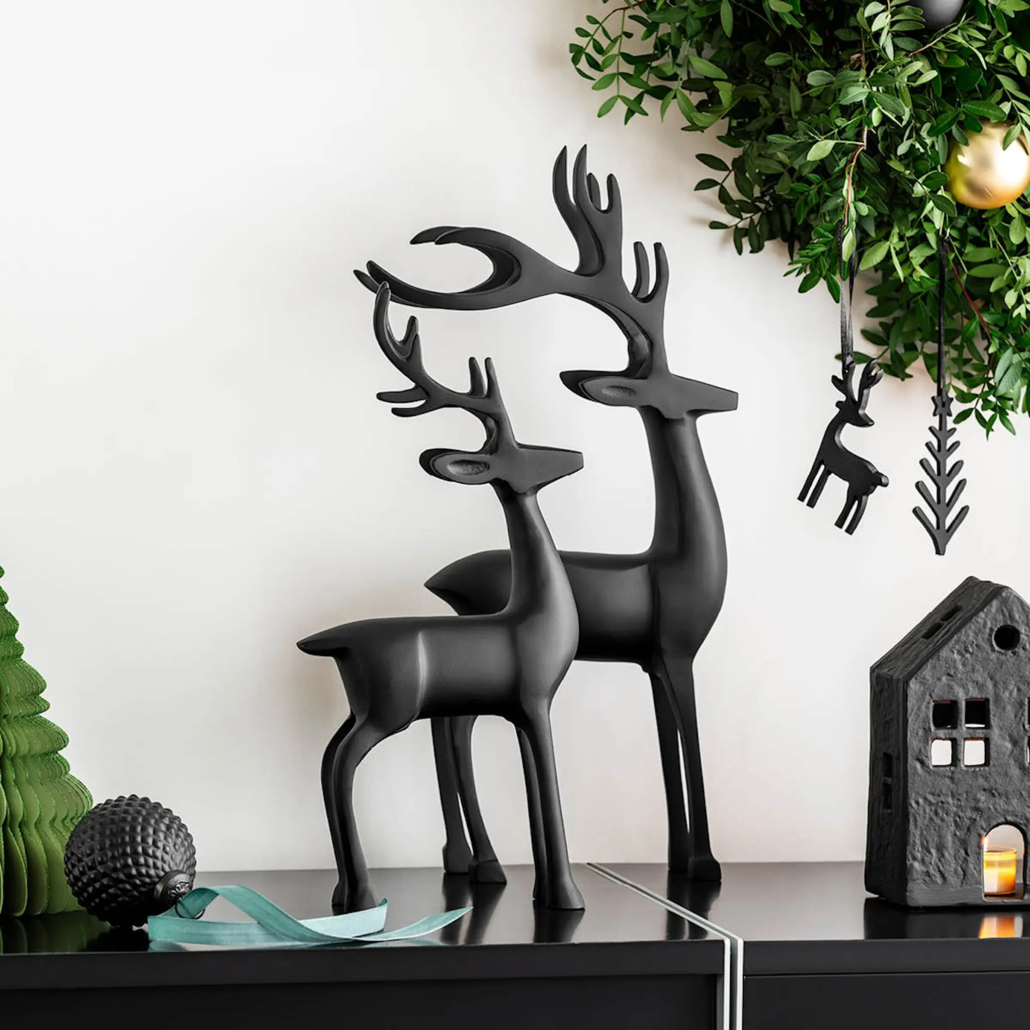 Villeroy & Boch Christmas Chic Rådyr 36 cm svart