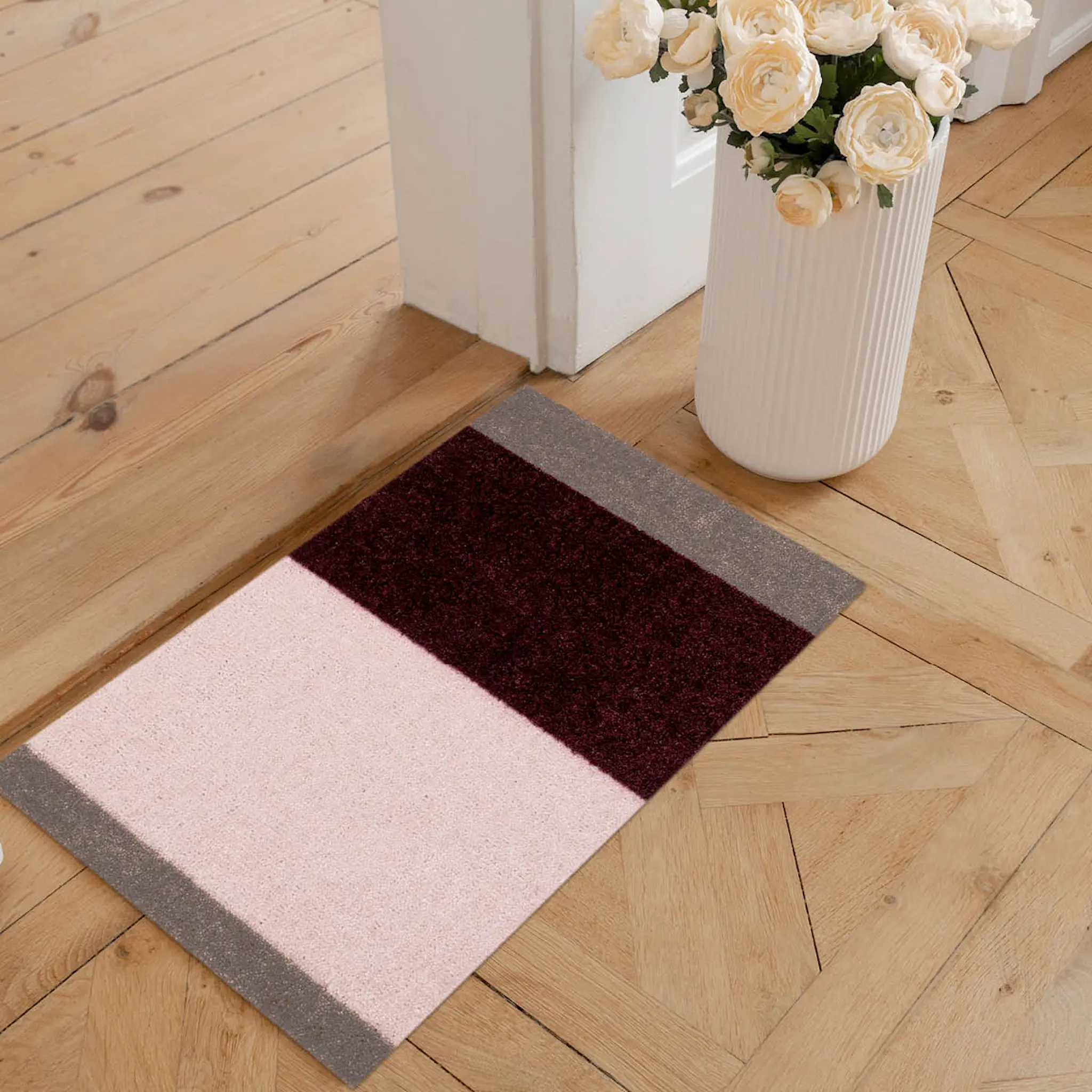 Tica Copenhagen Stripes Horizontally golvmatta 40x60 cm bordeaux/rose/sand