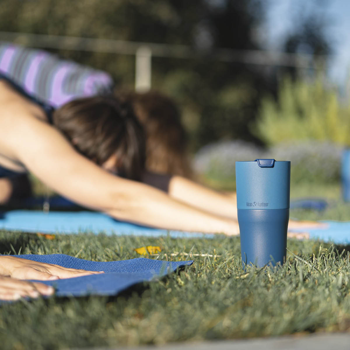 Klean Kanteen Rise Tumbler 77 cl med fliplock Stellar