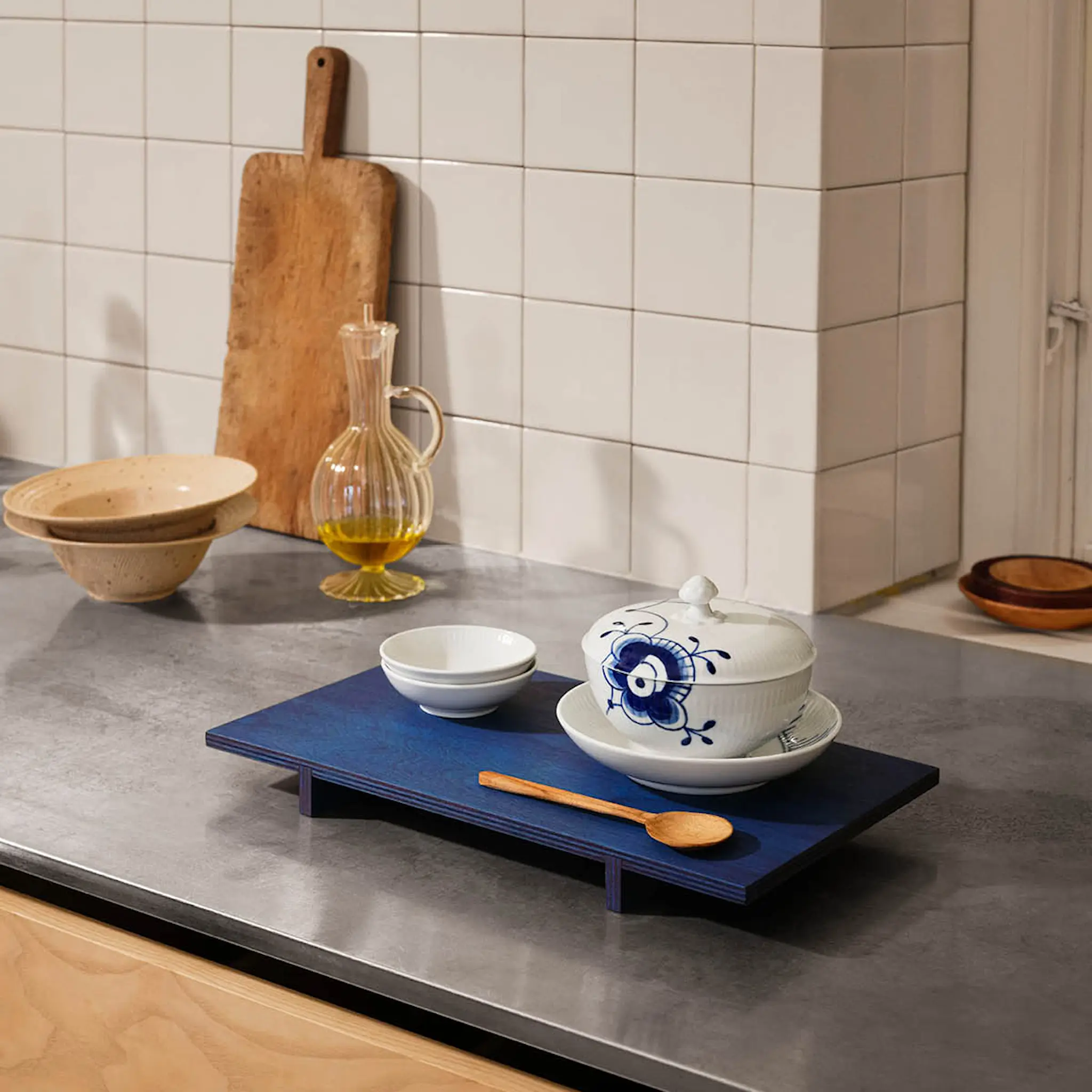 Royal Copenhagen Blue Fluted Mega Skål med Lock och Fat 38 cl
