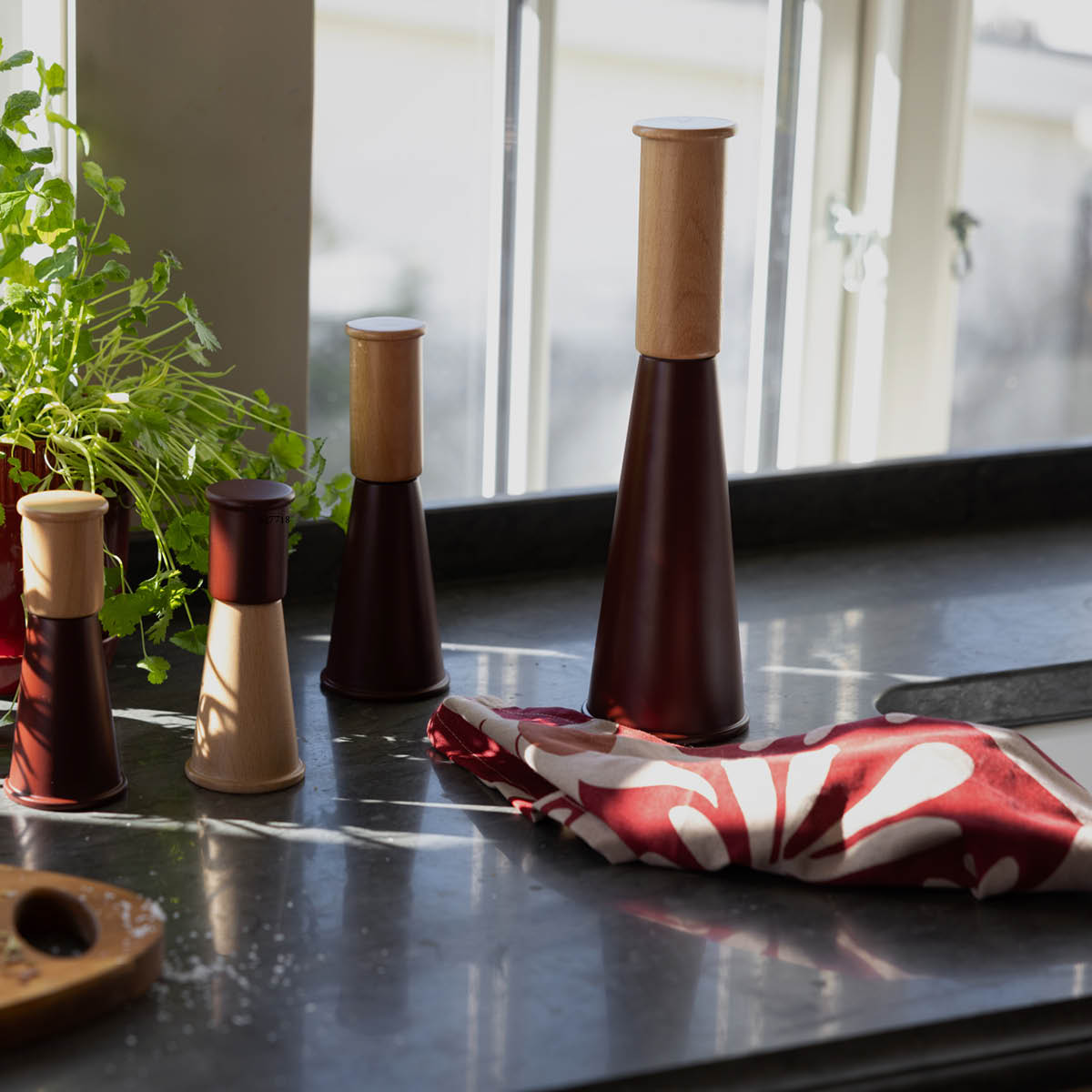 Sagaform Edith kökshandduk 70x50 cm 2-pack vinröd