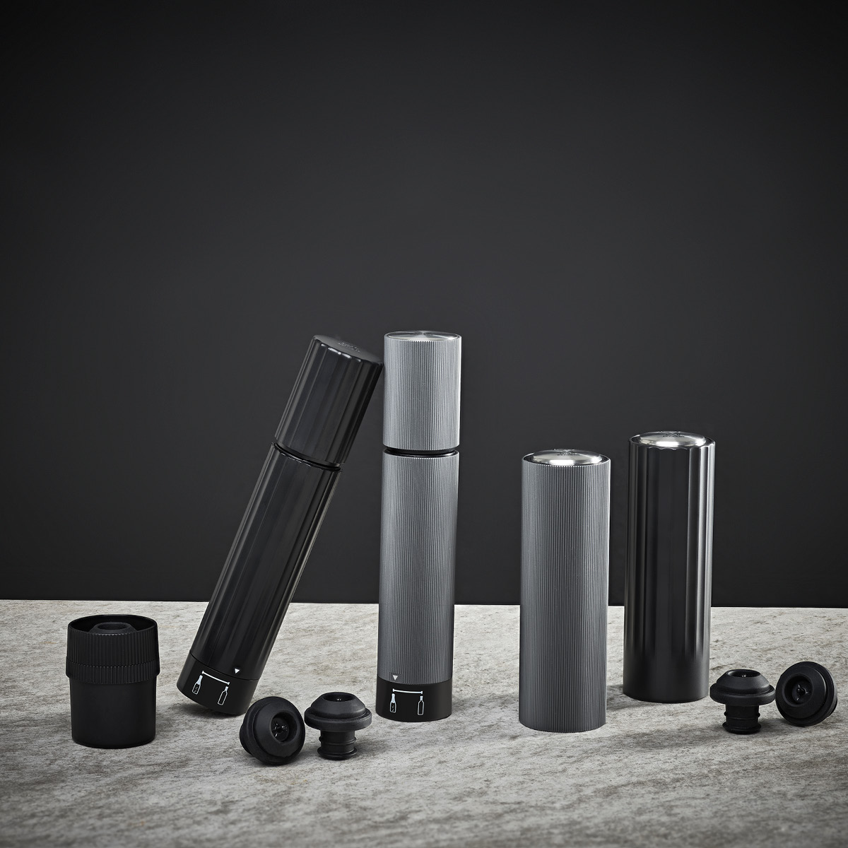 Peugeot Line manuell vakuumpump för vin och champagne 20 cm carbon