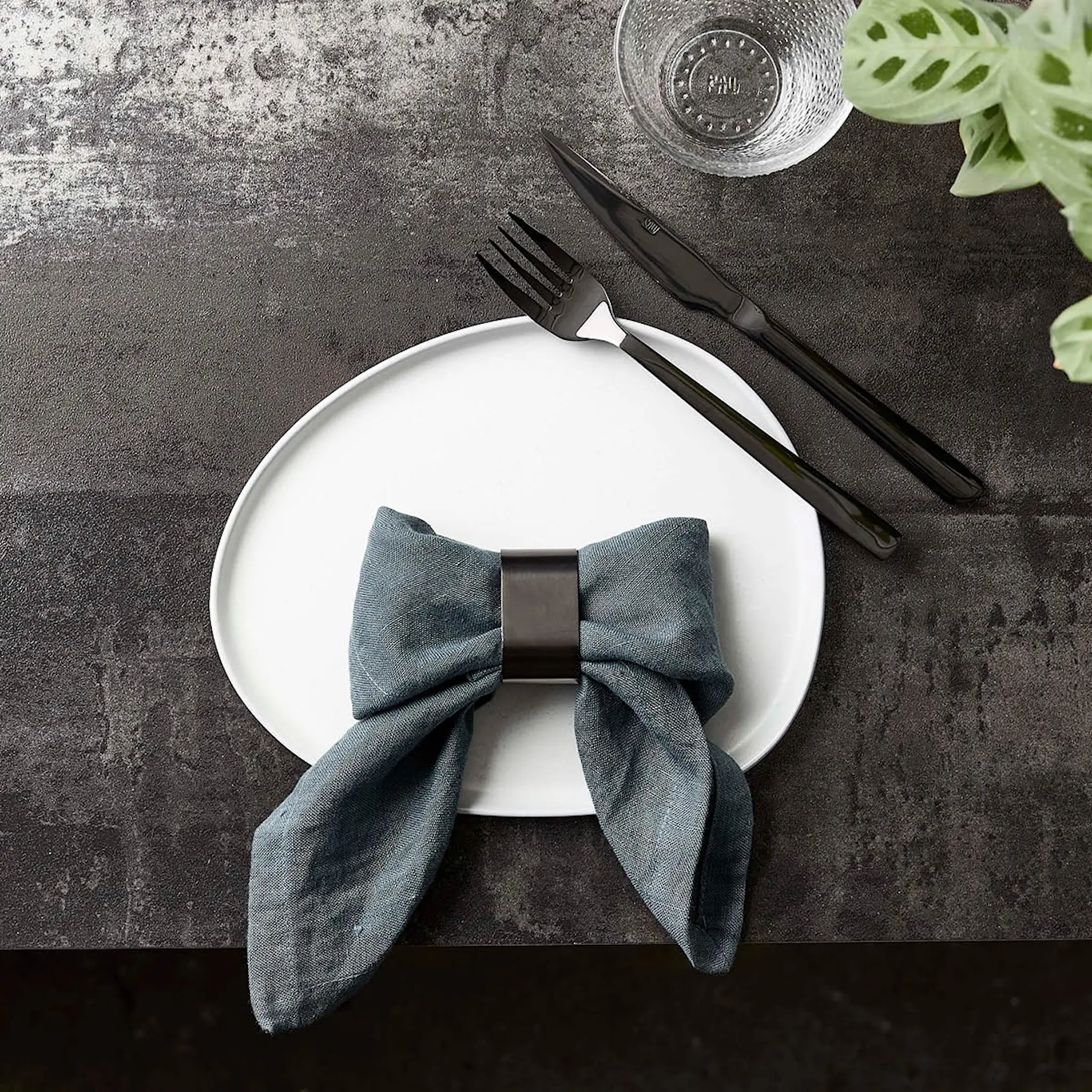 Aida Raw Pihviaterimet 8 osaa Musta