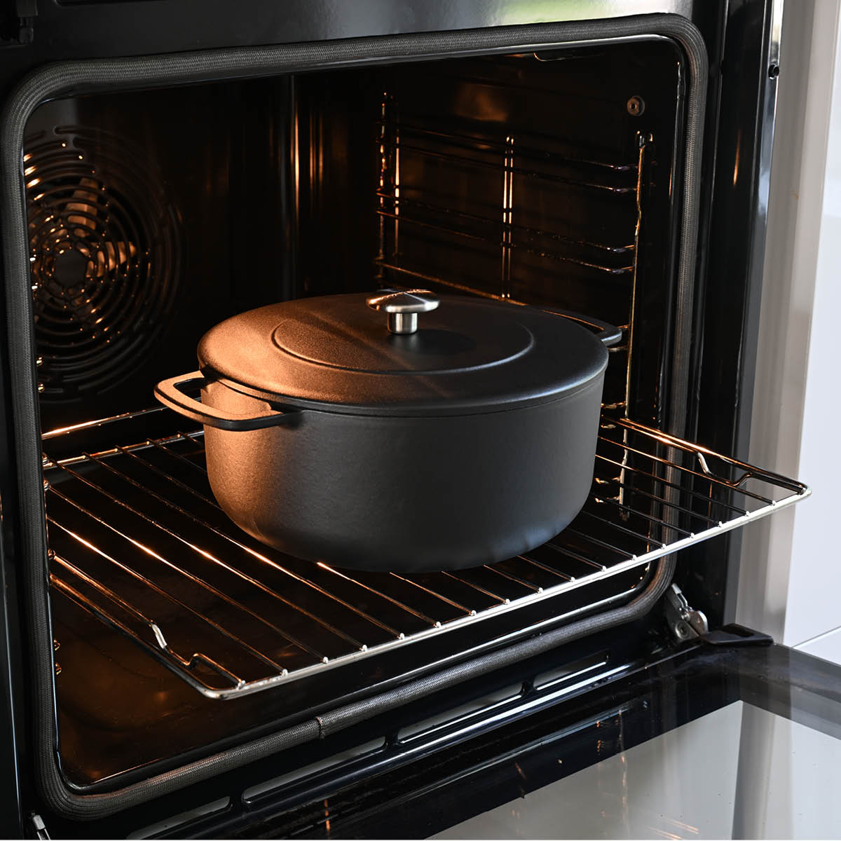 Combekk Gjutjärnsgryta 24 cm 3,8 L svart