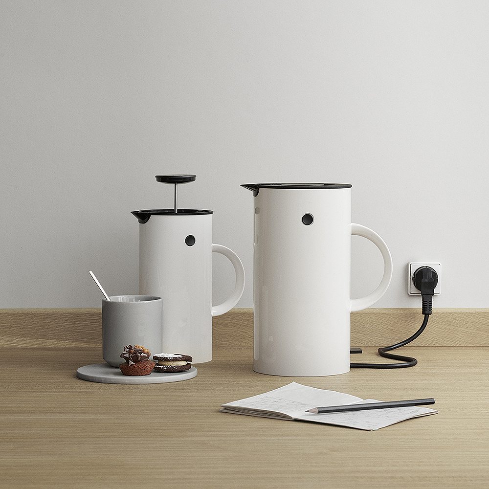 Stelton EM77 Vattenkokare 1,5 L Vit