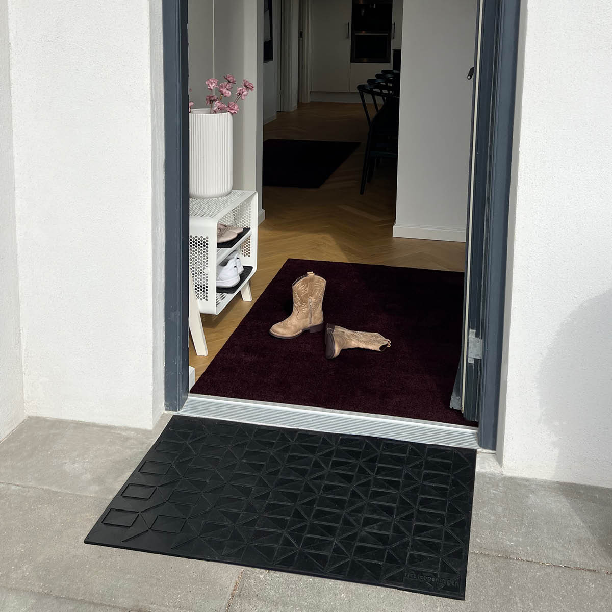 Tica Copenhagen Unicolor golvmatta 130x90 cm bordeaux