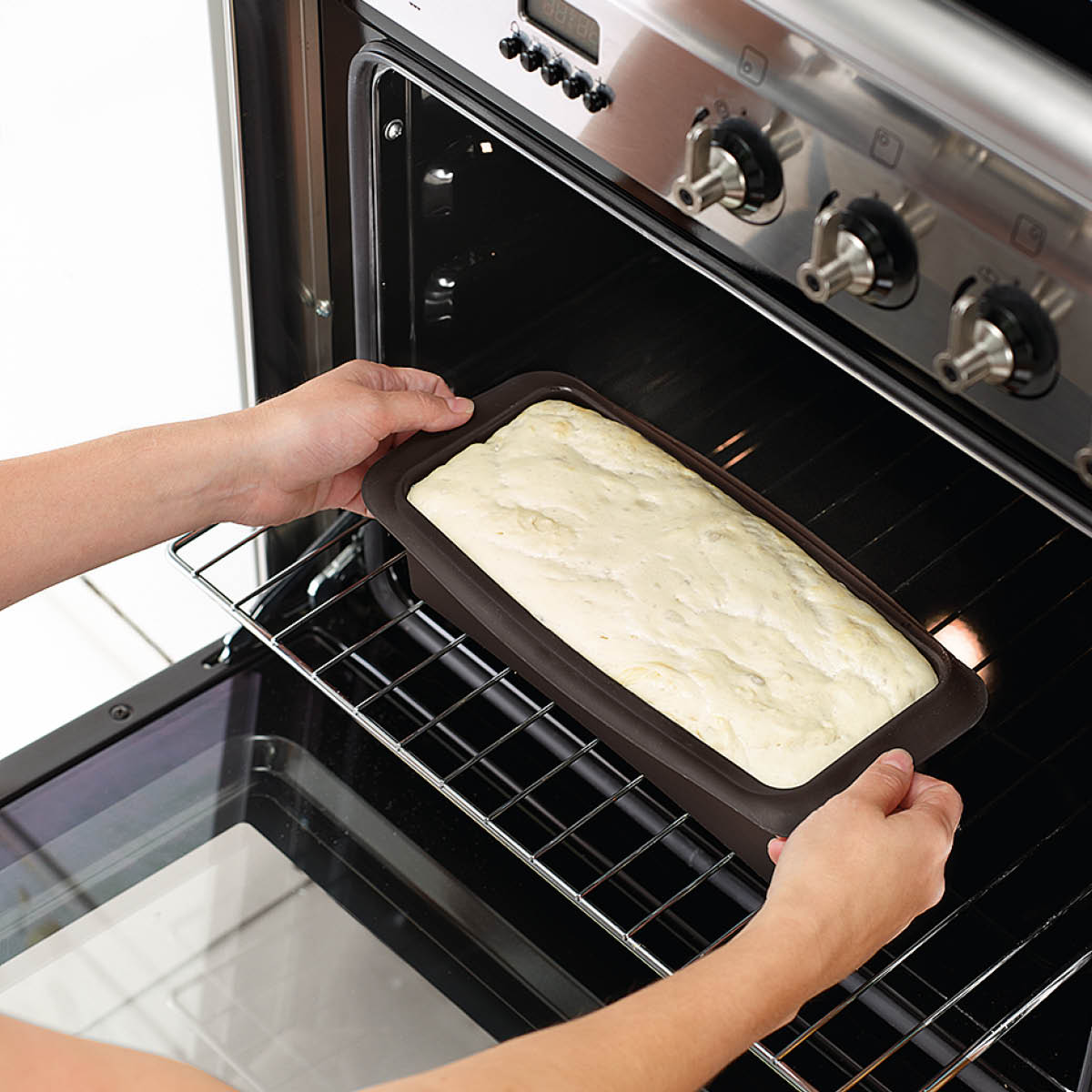 Lékué Silikonform för bröd eller kaka 25x13 cm brun