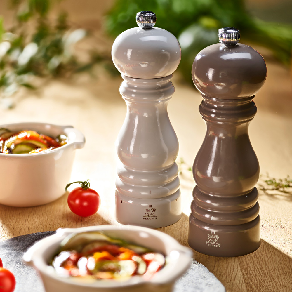 Peugeot Parisrama Pippurimylly 18 cm Smoked Grey