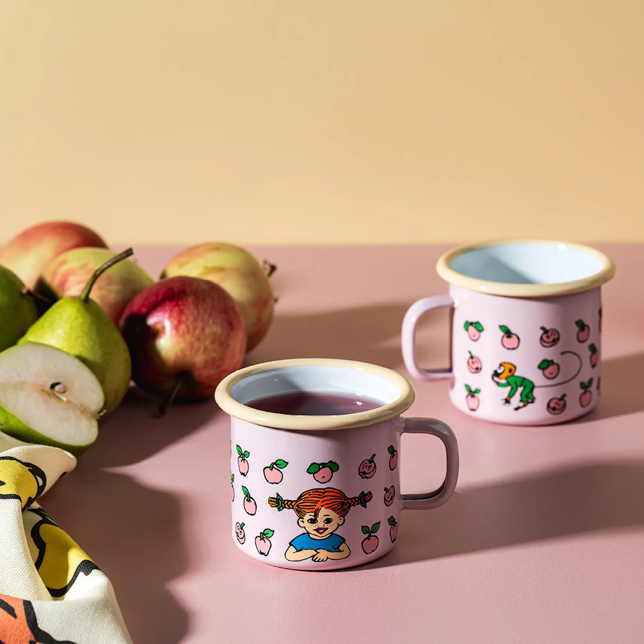Muurla Pippi emaljmugg 25 cl frukter rosa