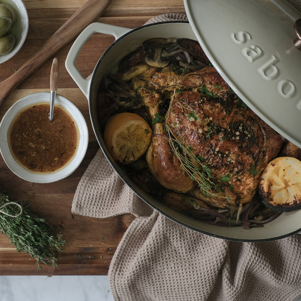 Sabor Valurautapata 5,7 L Lämmin harmaa