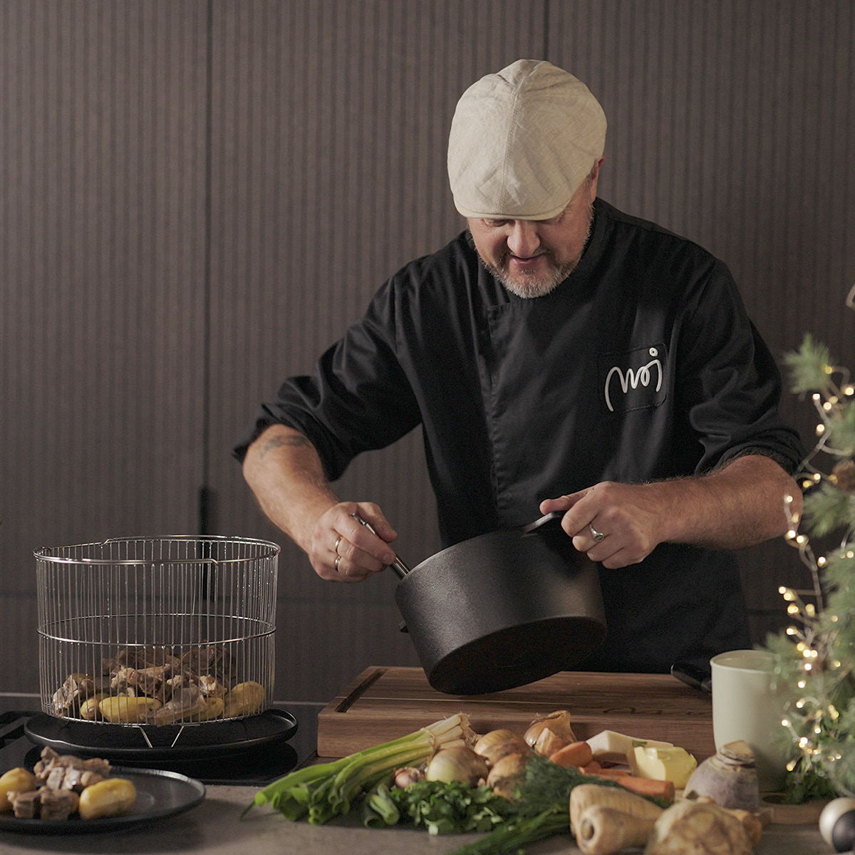 Sabor Moi støpejernsgryte 4,4L svart