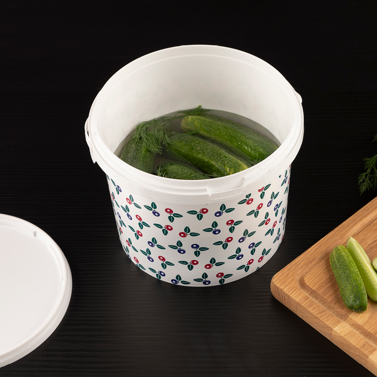 Marjukka Plasthink med lock 1 L Bär