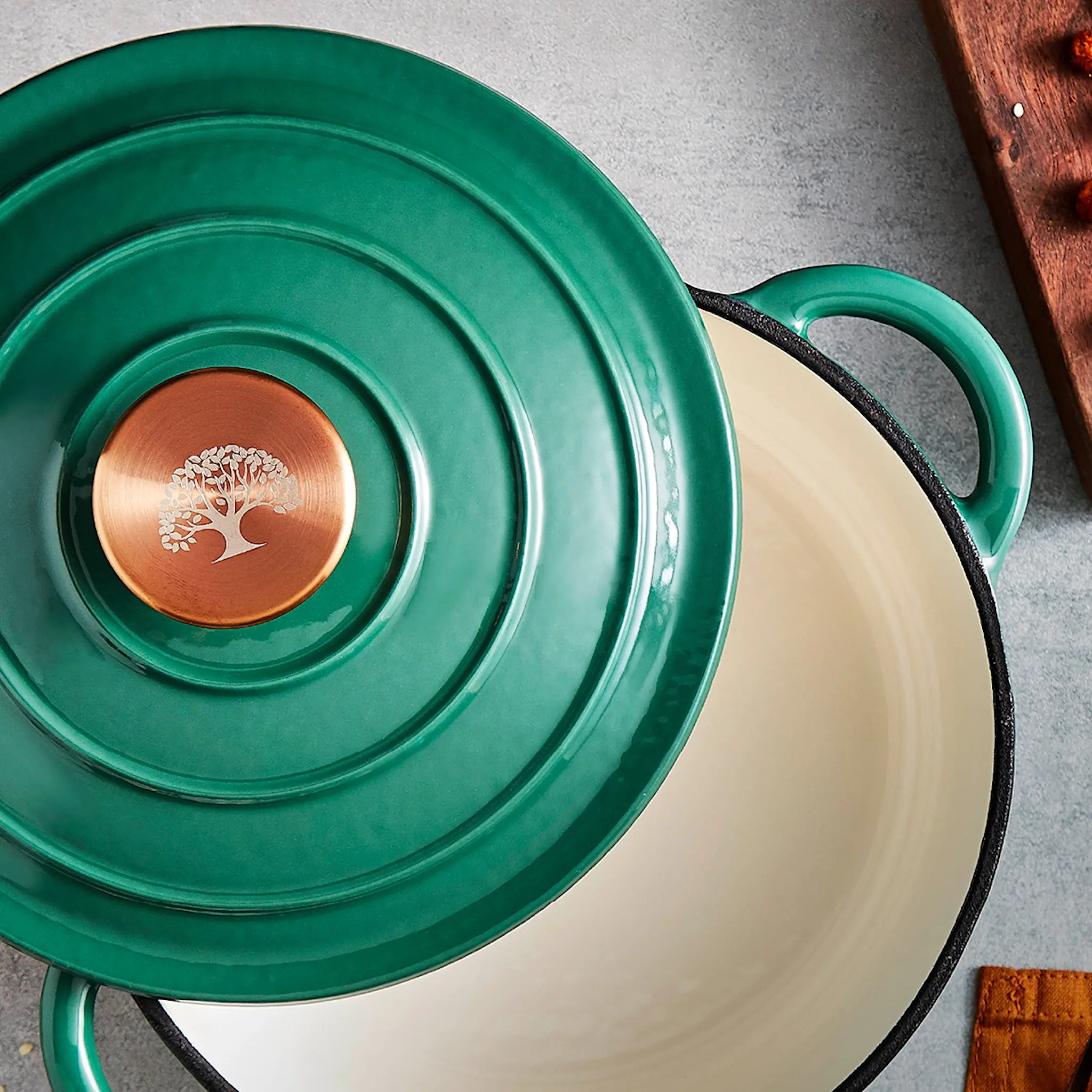 Barbary&Oak Rund støpejernsgryte 20 cm 2L grønn hover