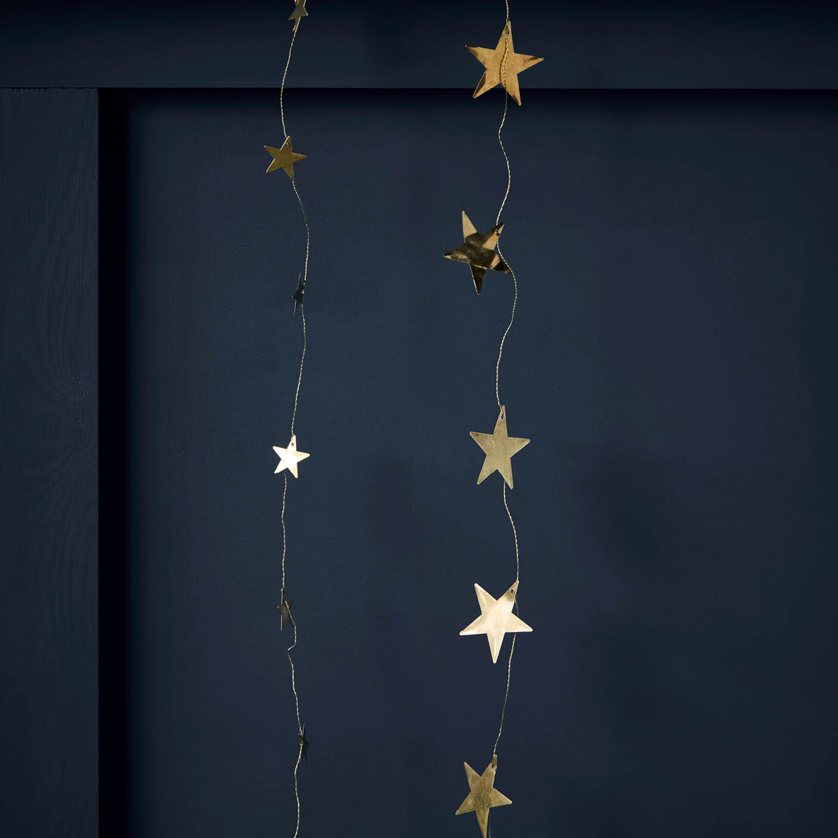 House Doctor Stars girlang 250 cm antik mässing