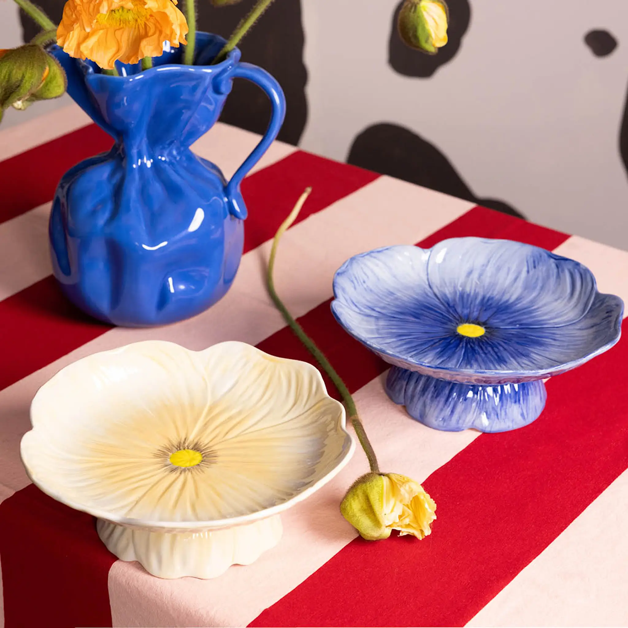 ByOn Poppy tårtfat 26 cm beige