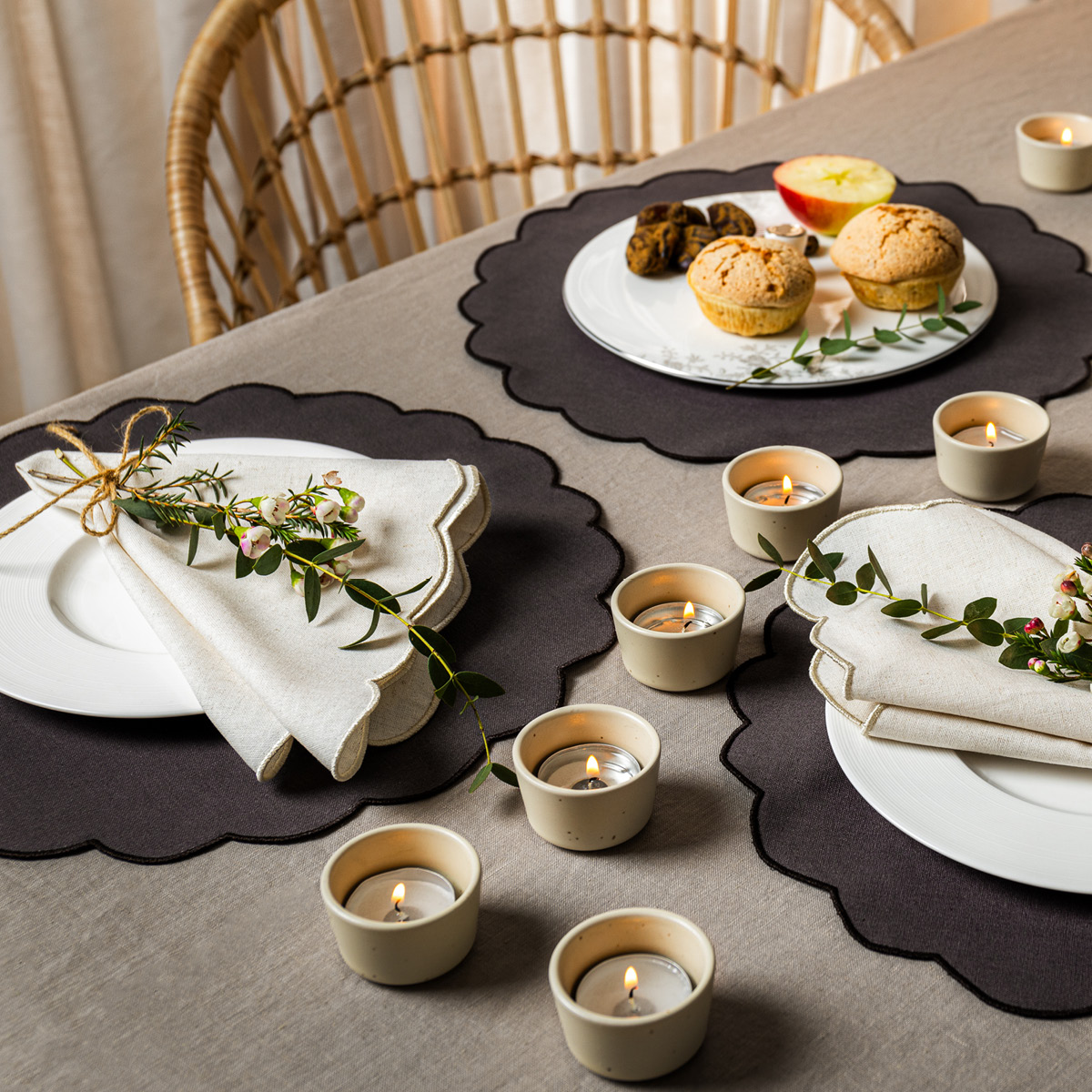 Ziczac Scallopped bordstablett 2-pack 36 cm grå