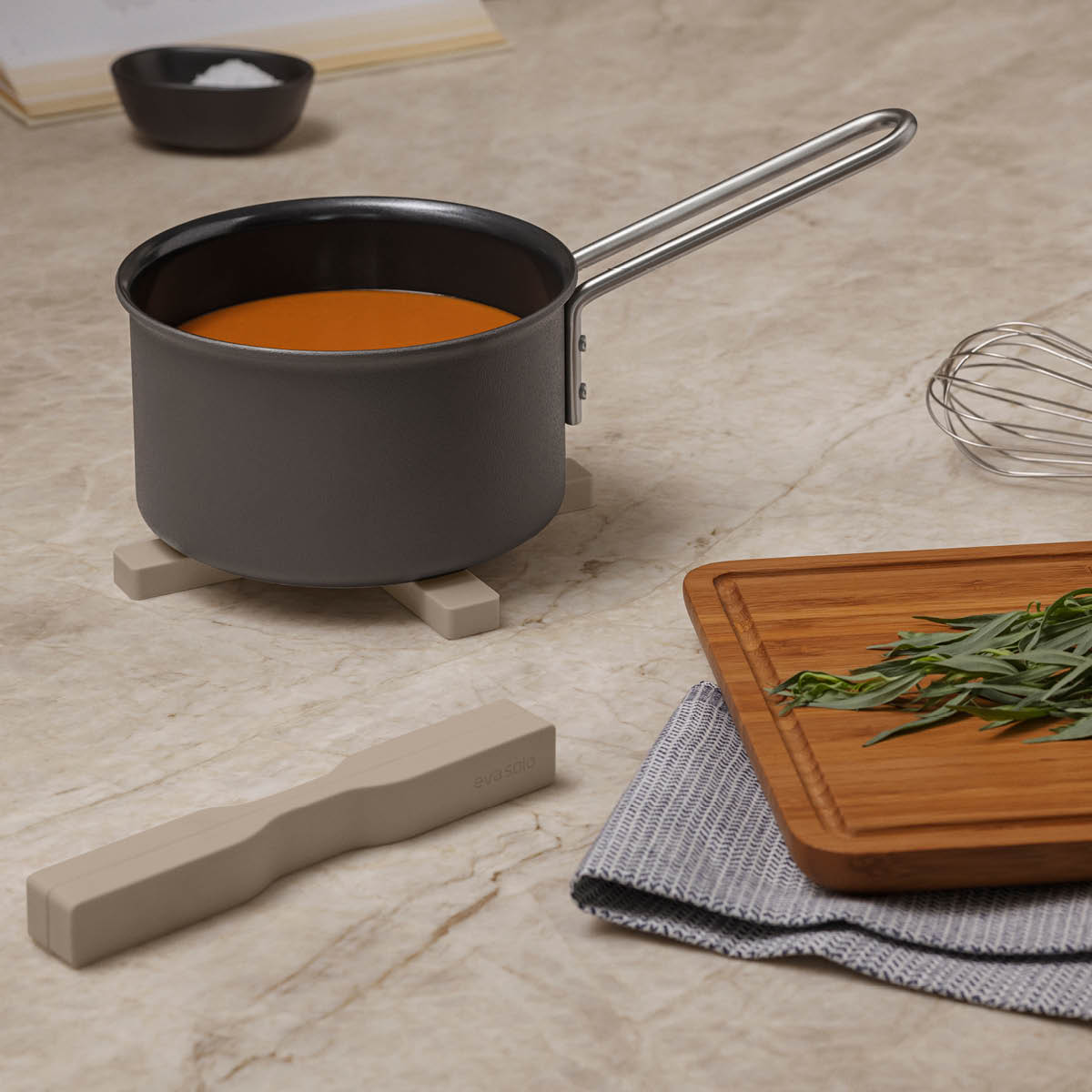 Eva Solo Magnetisk bordskåner 19,5 cm caramel cream