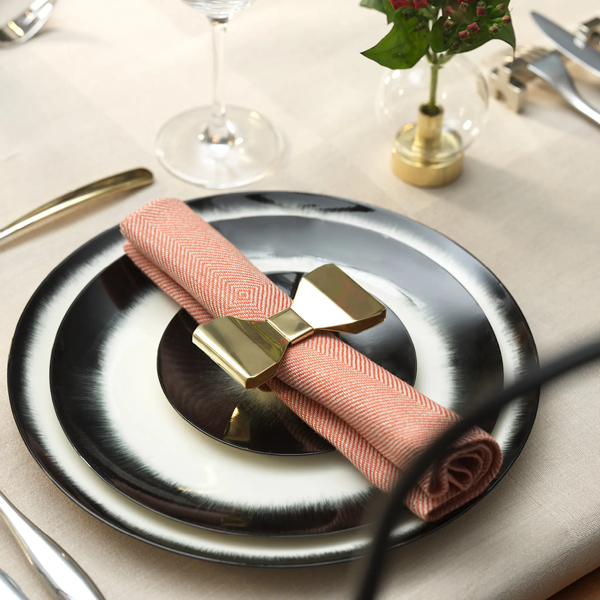 Klong Bowie serviettringer 2 stk messing