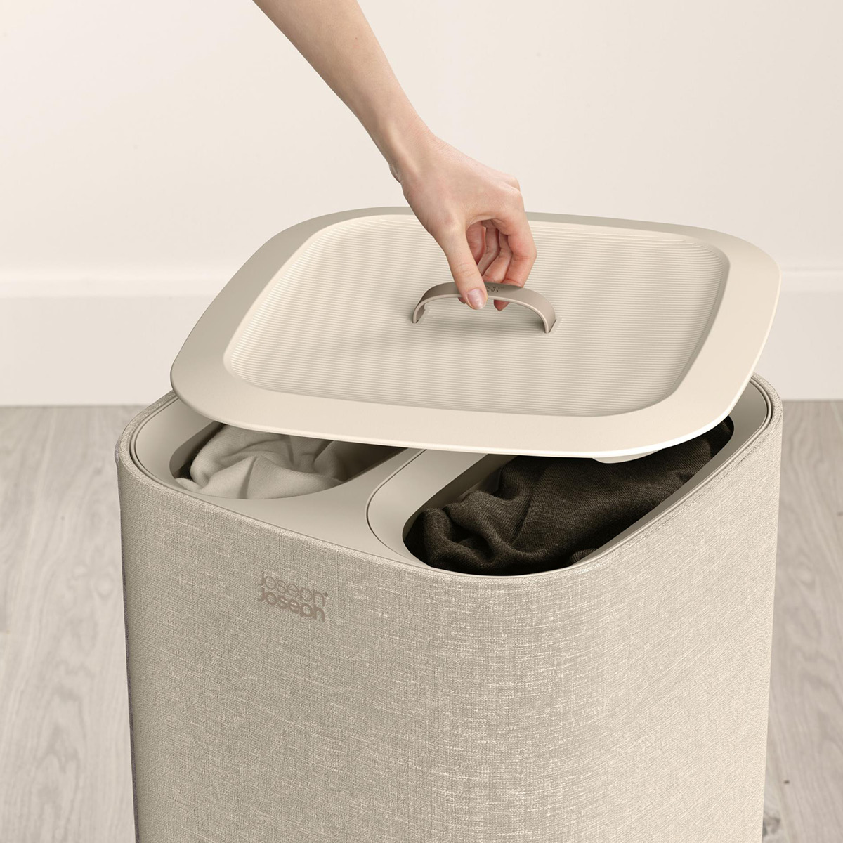 Joseph Joseph Tota skittentøyskurv 60L ecru