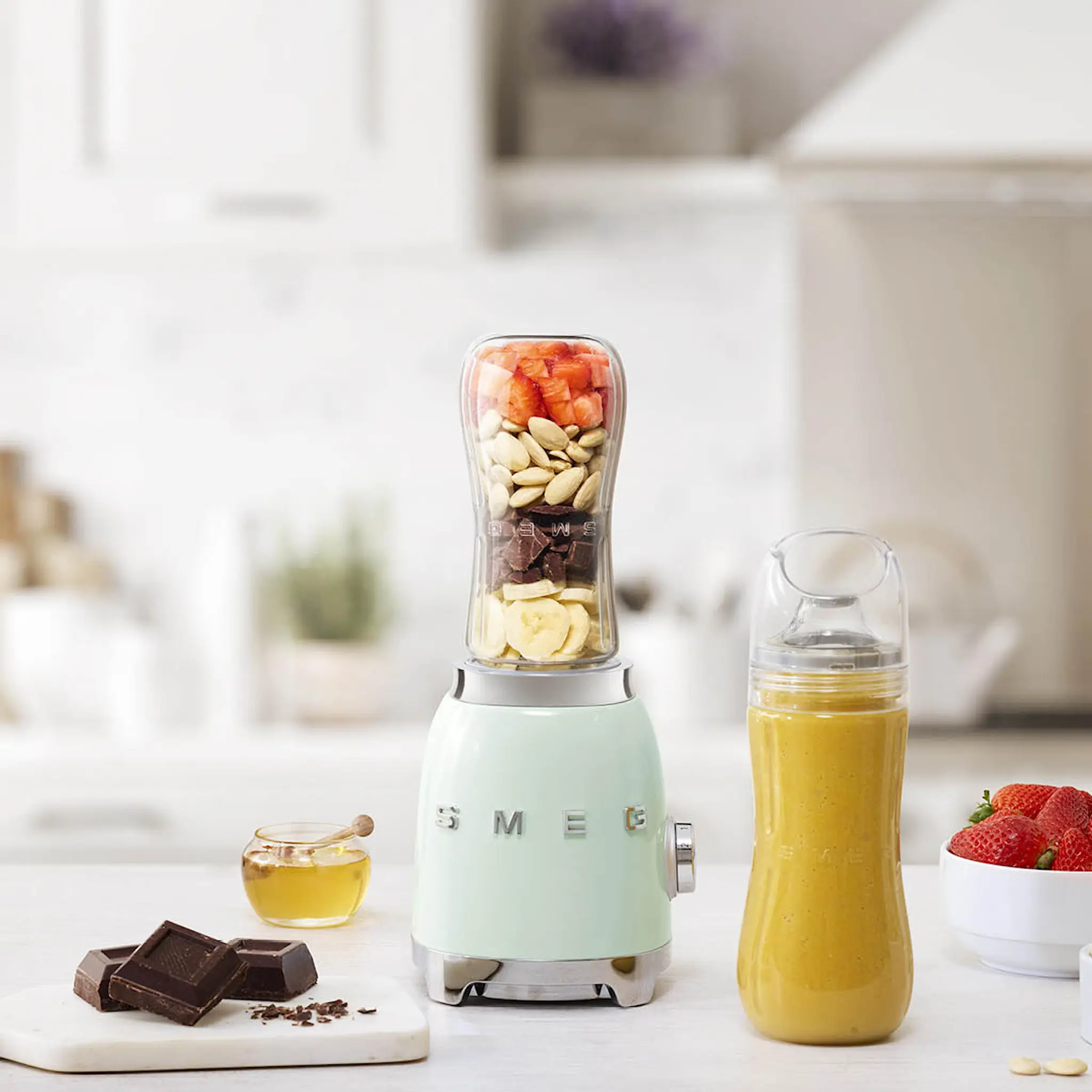Smeg Smeg Sportblender PBF01 0,6 L Pastellgrön