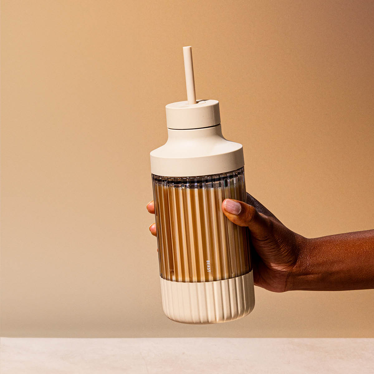 Beast Mighty 650 blender 0,63L sand