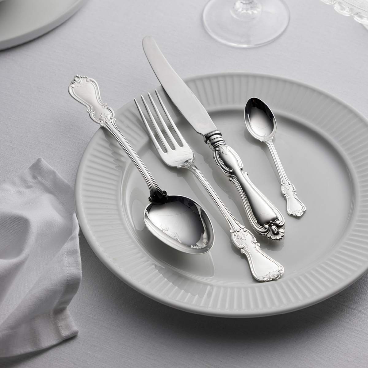 Gense Olga Veitsi 24 cm 830