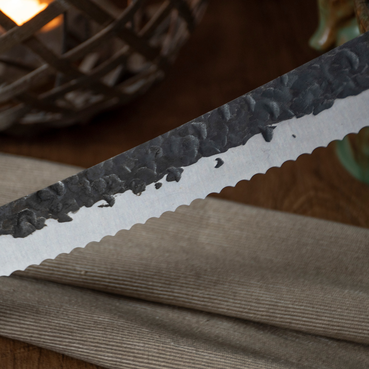 Satake Kuro brødkniv 25 cm